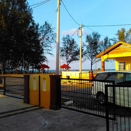 Homestay Memori Dungun Kültér fotó