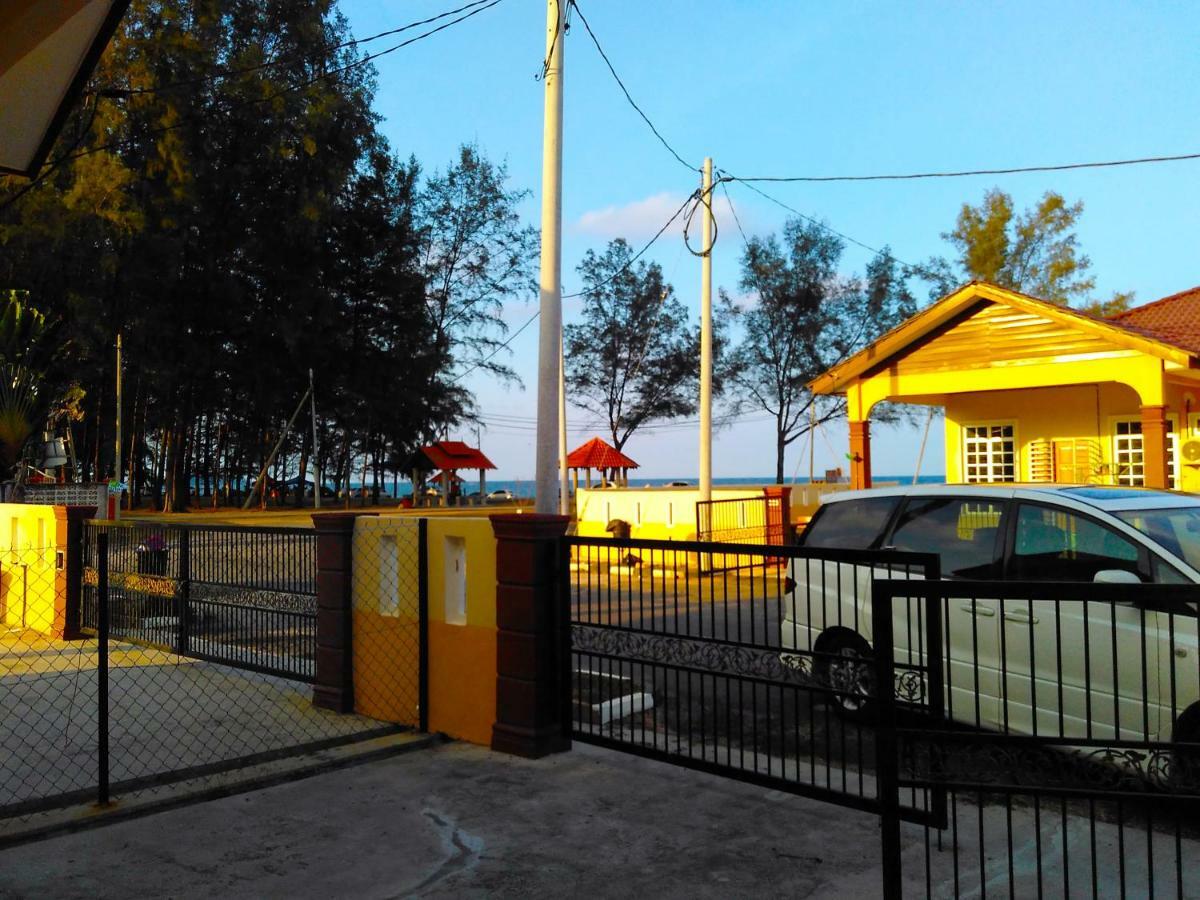 Homestay Memori Dungun Kültér fotó